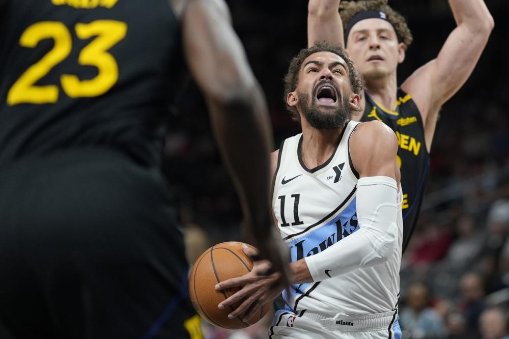 活塞队人手不足击败东部领头羊骑士队，创下NBA新纪录.